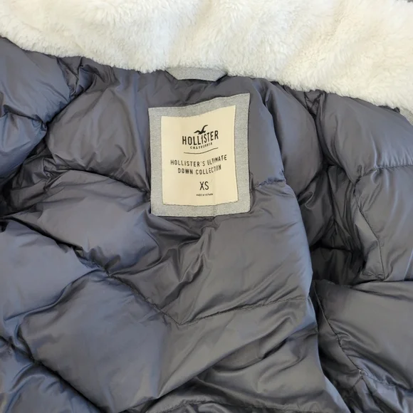 Hollister Ultimate Down Collection Grey Jacket Size XS - Picture 14 of 16